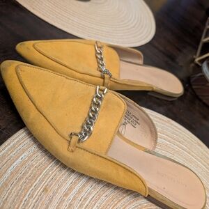 Ann Taylor Mustard Chain Detail Mules